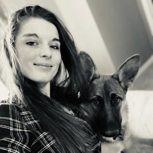 Meet your Posher, Claire